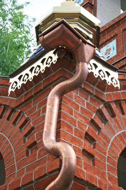 Commercial Downspout Service in Clarksville, TN